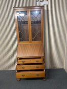 Traditional wooden bureau with glazed display top and three drawers, height 200 cm, width 82 cm, depth 47 cm  44791
