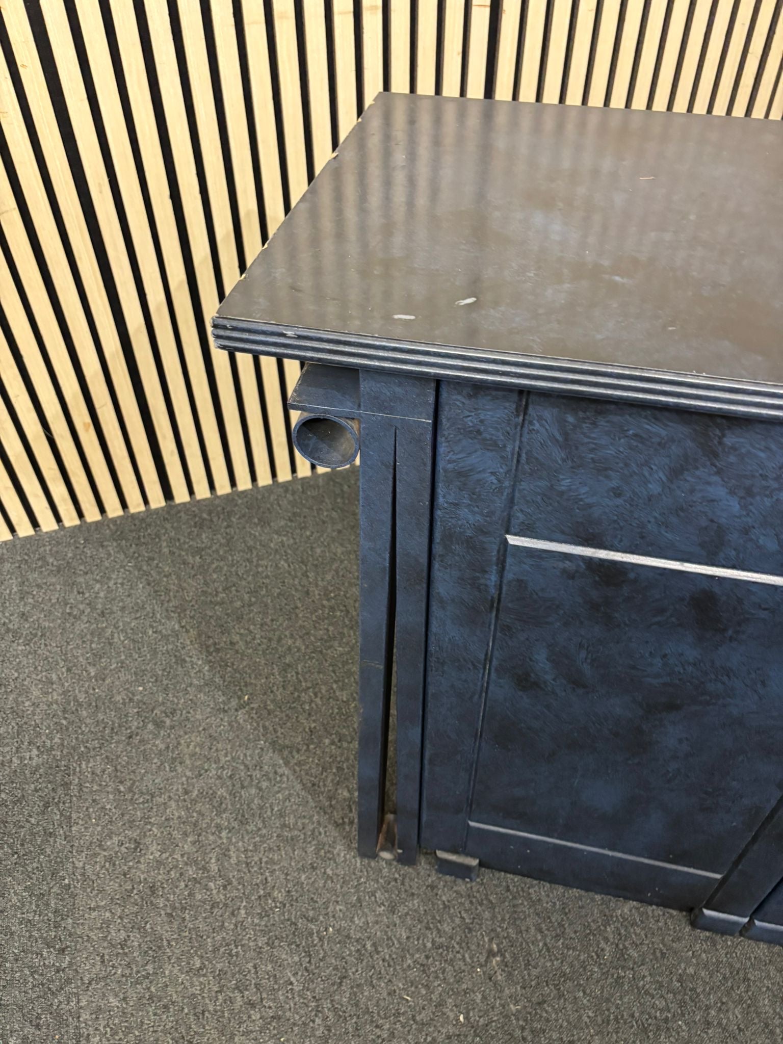 Ornate Al frank style dark blue 3 door sideboard (H 80 x W 148 x D 44 cm) 2226
