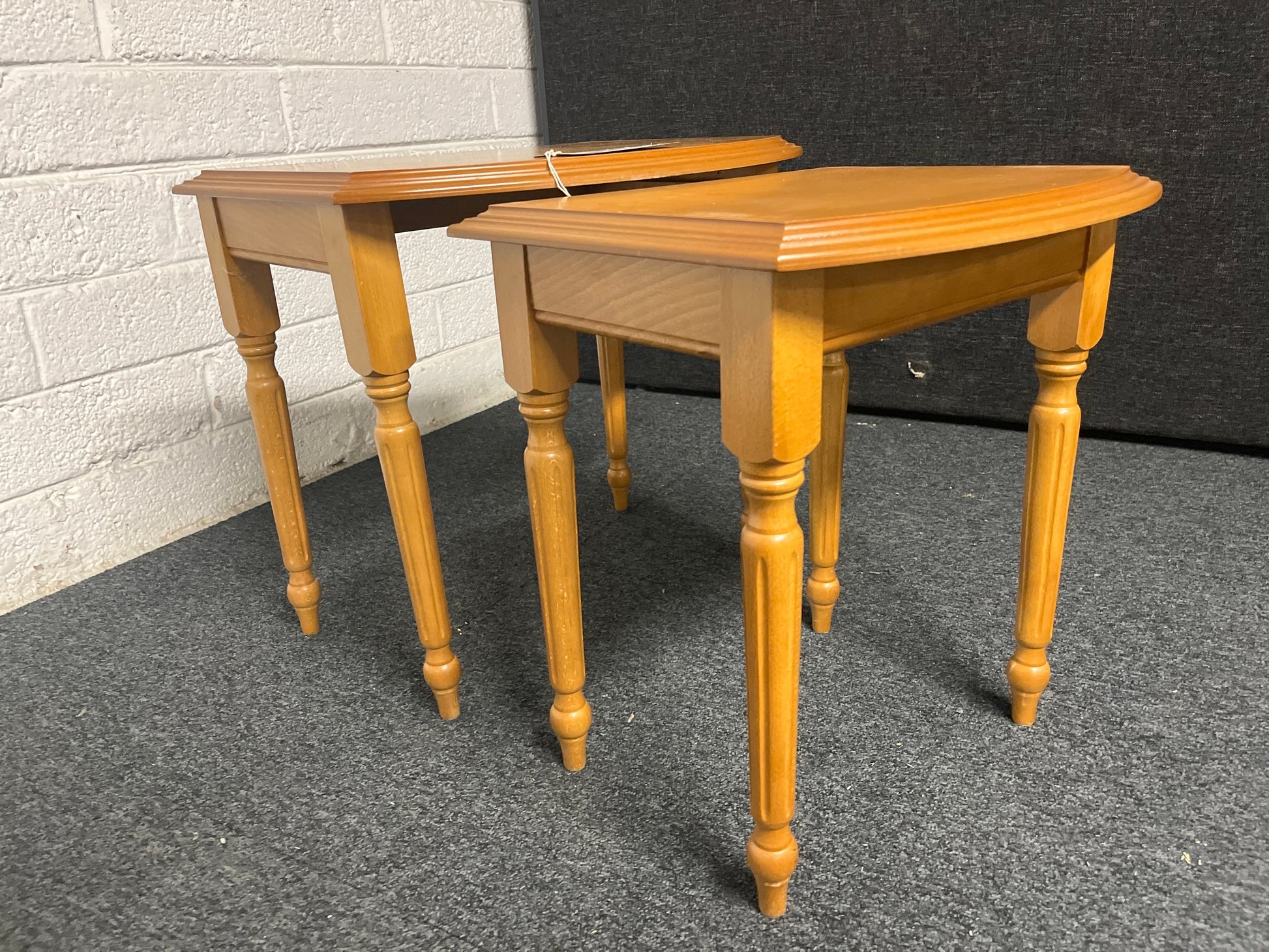 Solid wood nest of 2 tables  1225