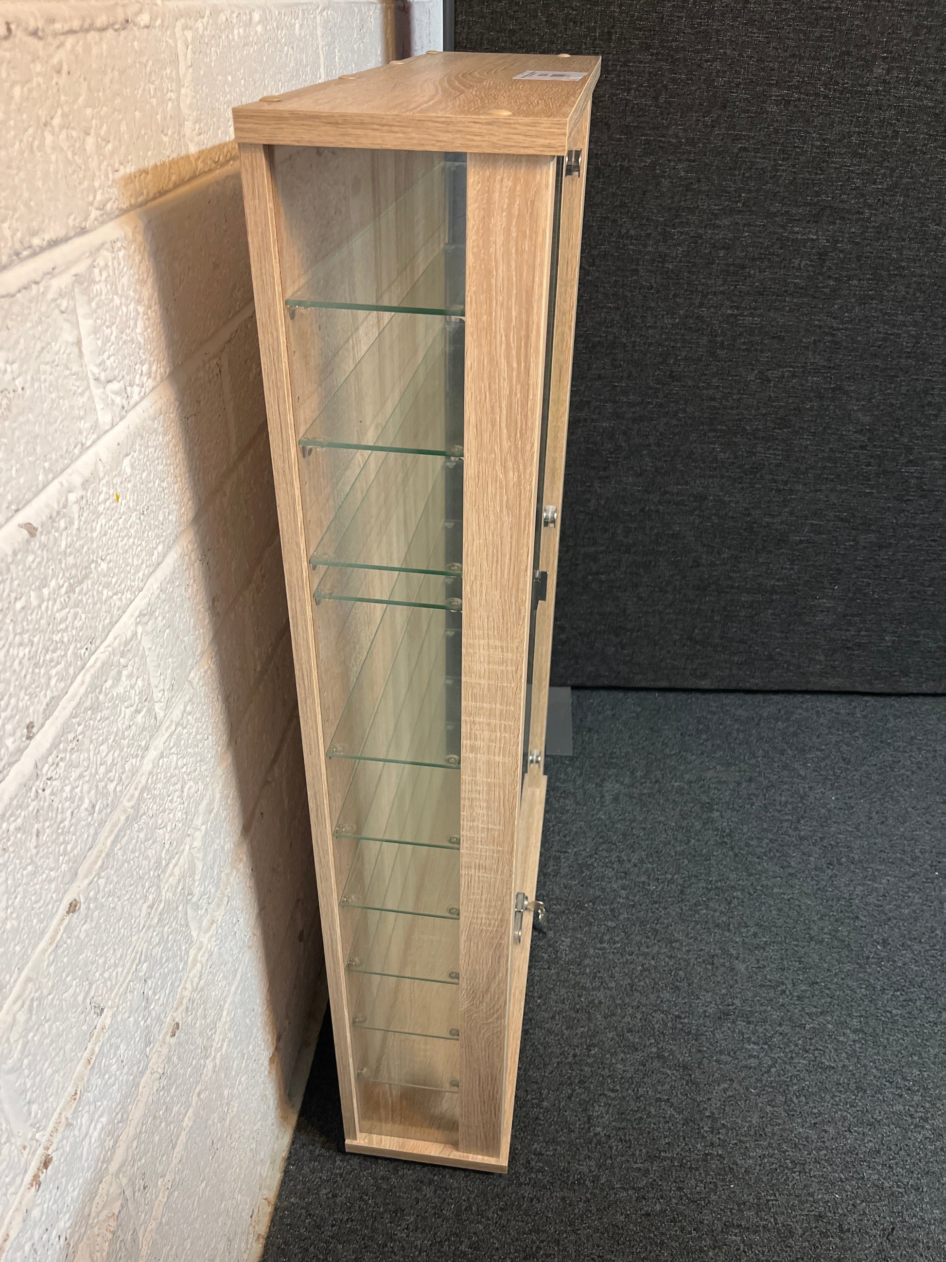 Oak laminate 2 glass door display unit with shelves and key 1100Hx670Wx195D  2225
