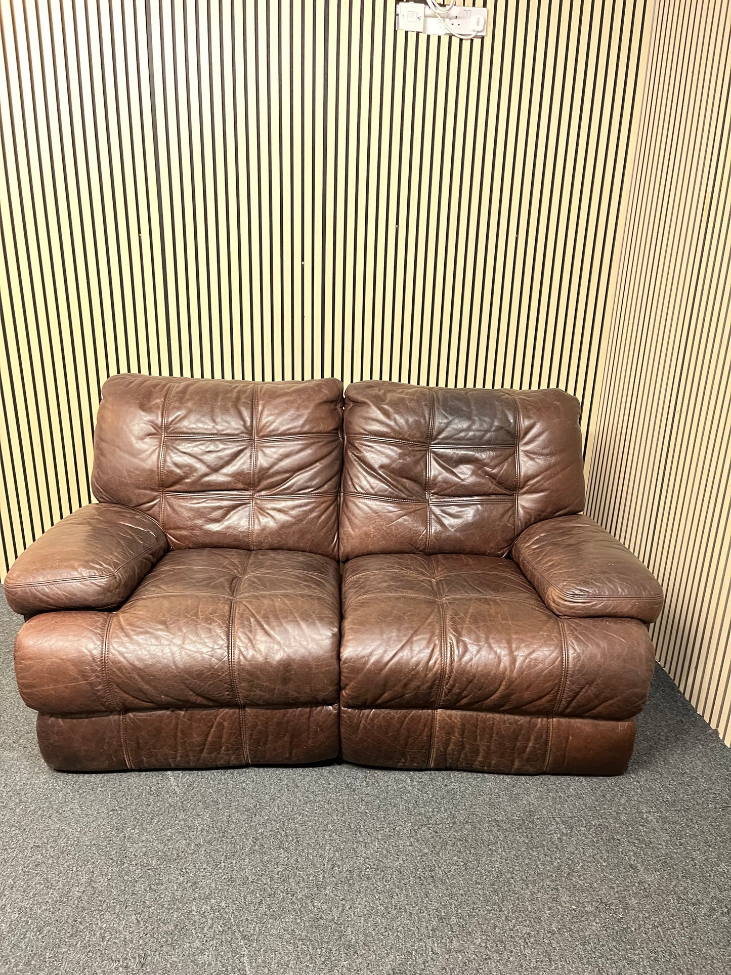 Real brown leather 2 seater recliner sofa 3325