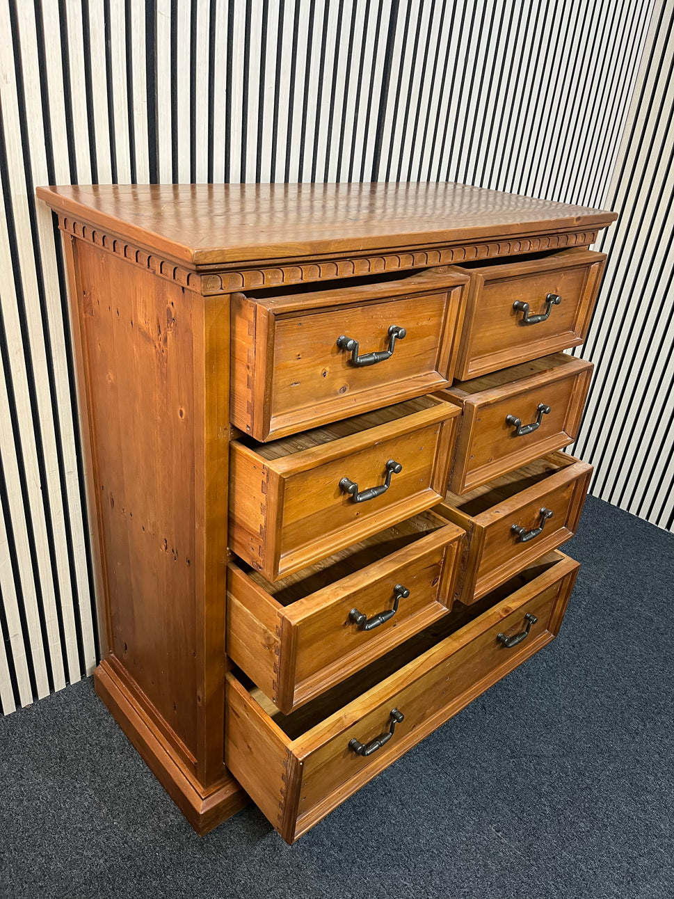 Solid natural pine 2+2+2+1 large chest of drawers (H 120 x W 110 x D 50 cm) 2425