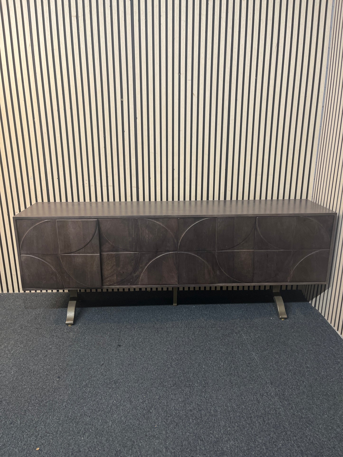 Solid dark teak stained low ornate 4 door sideboard 180Lx40Dx70H 43534