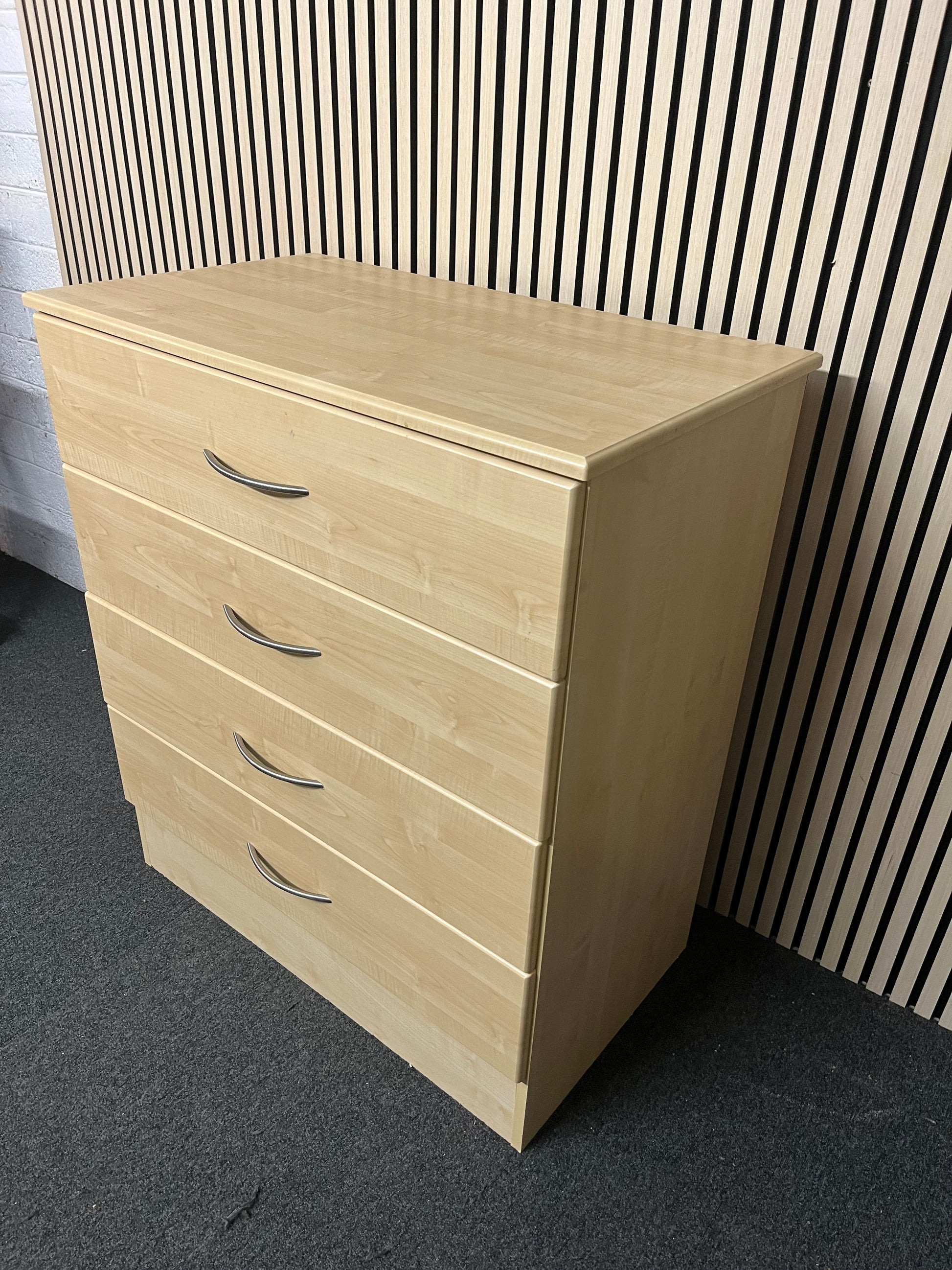 Beech laminate 4 drawer chest of drawers  (H 105 x W 92 x D 54 cm) 2325