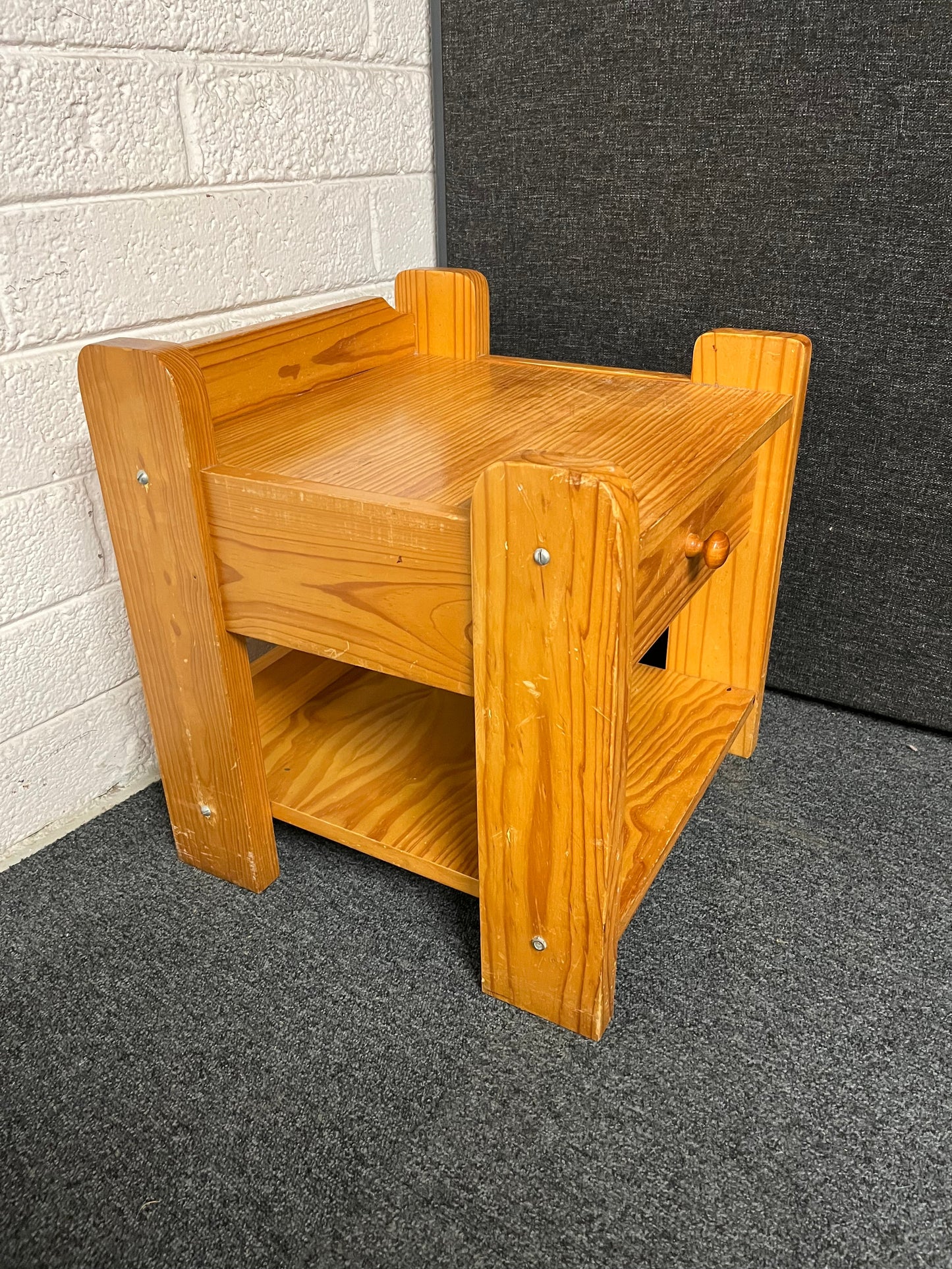 Pine 1 drawer 1 shelf bedside locker  1225