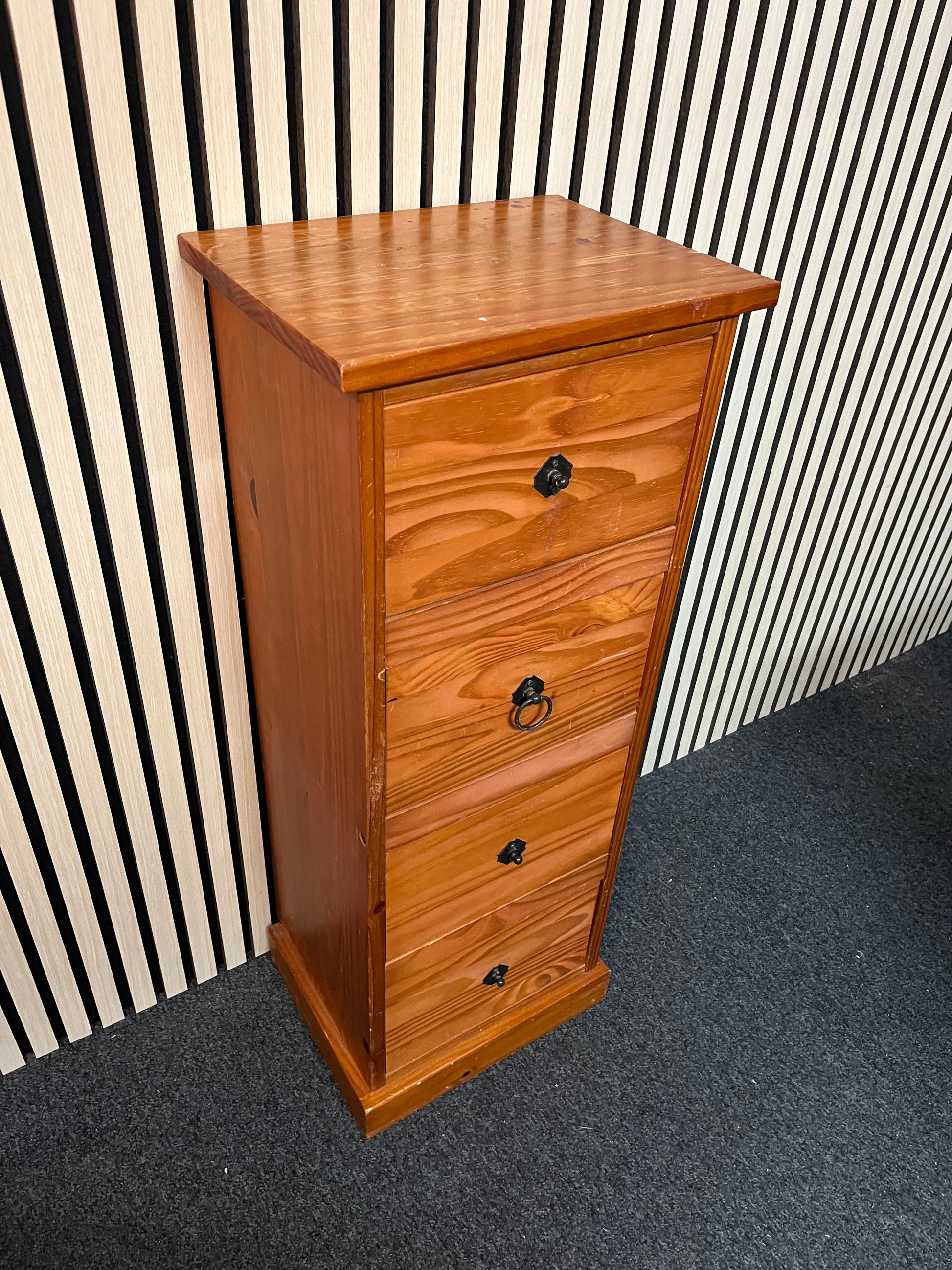 Pine tall boy with 4 drawers  1325