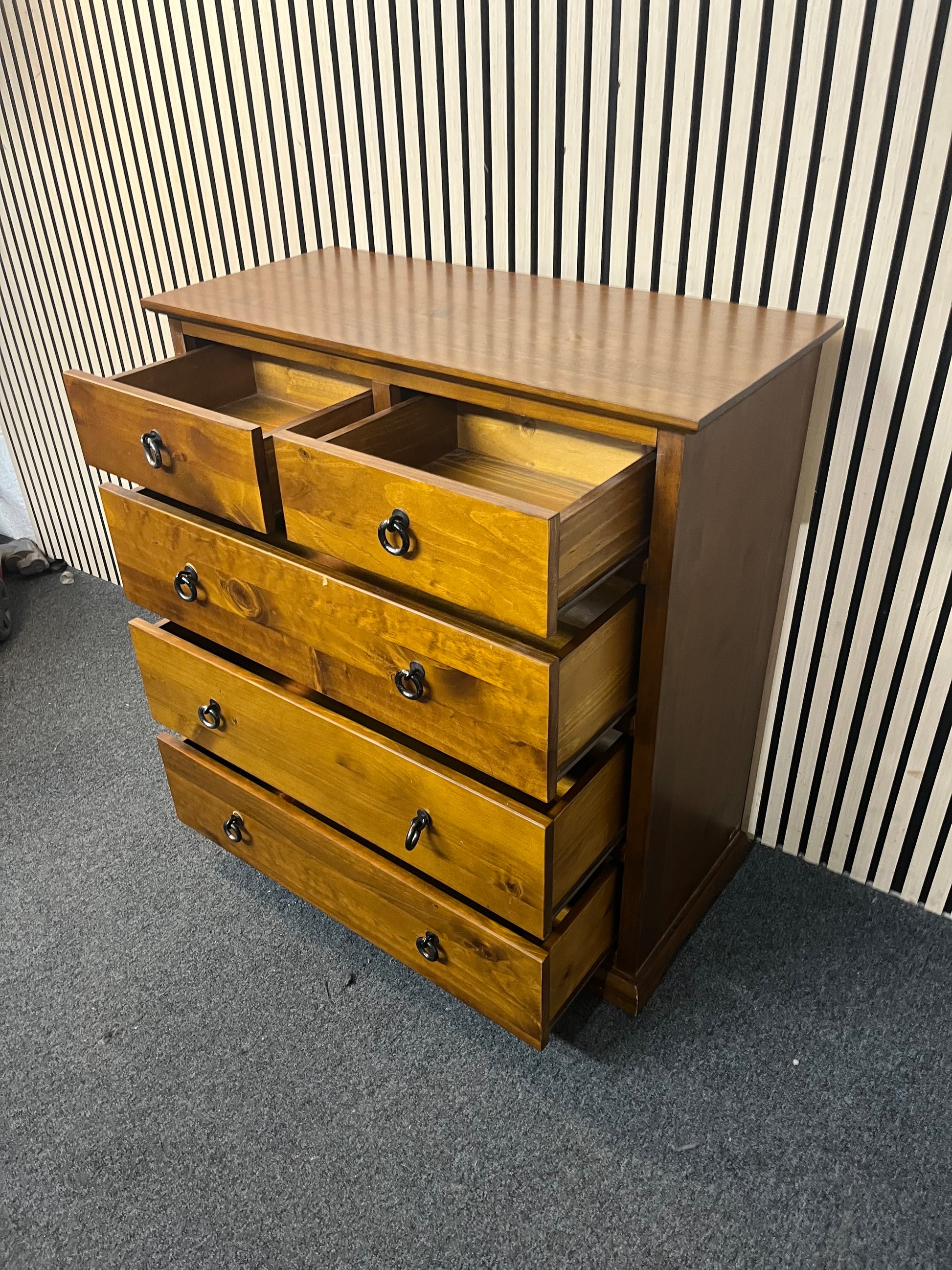 Dark wood stained 3+2 chest of drawers (H 98 x W 90 x D 41 cm) 43424