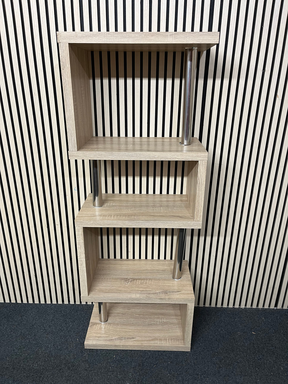 Tall oak laminate and chrome metal slim tiered shelf unit (H 160 x W 60 x D 35 cm) 2425
