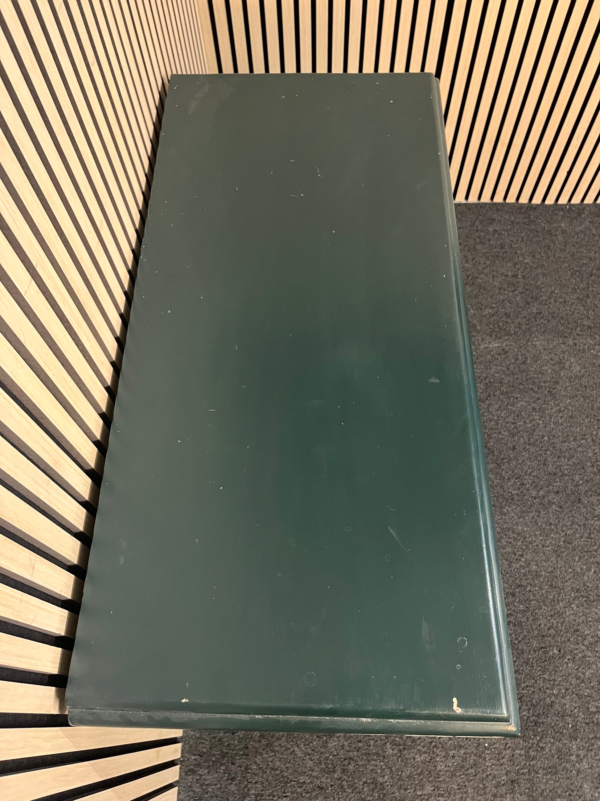 Green painted 4 dwr bedroom dresser (105 cm W x 75 cm x 50 cm D 1425