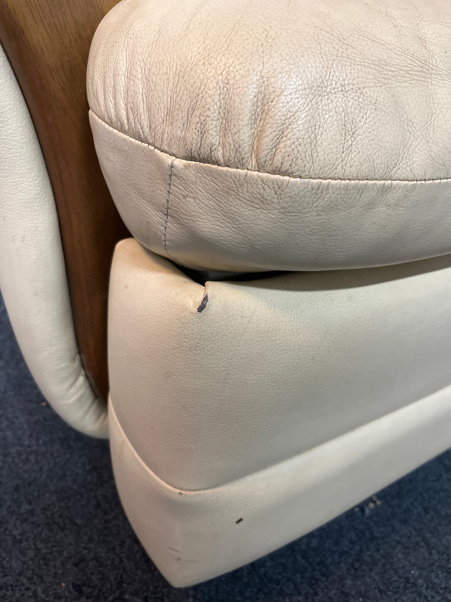 Cream leather recliner armchair 2225