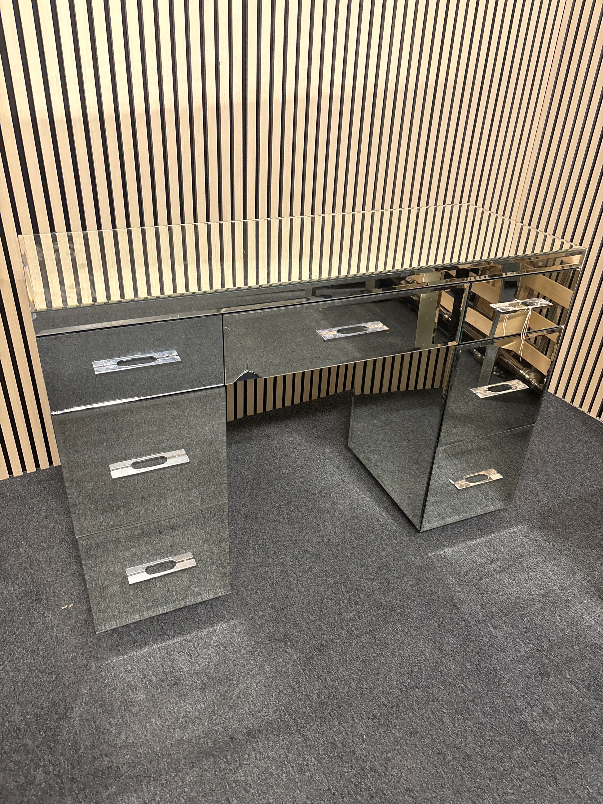 Polished glass 7 drawer bedroom dressing table 3325