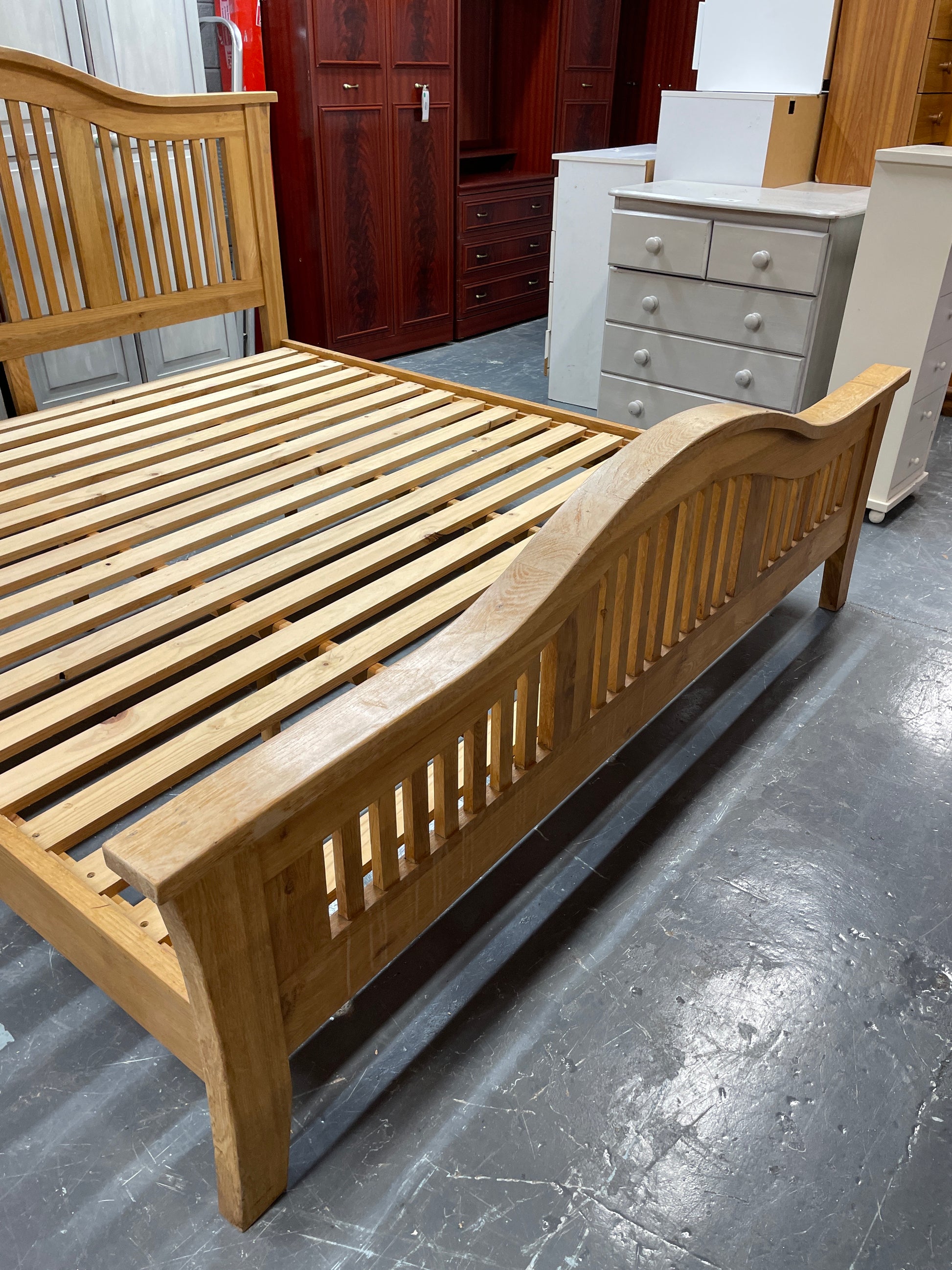 Solid Oak 6ft slatted back bed frame  (SUPERKING)  3126