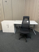 Switch Luxury 4-Person Office Bundle 2 image