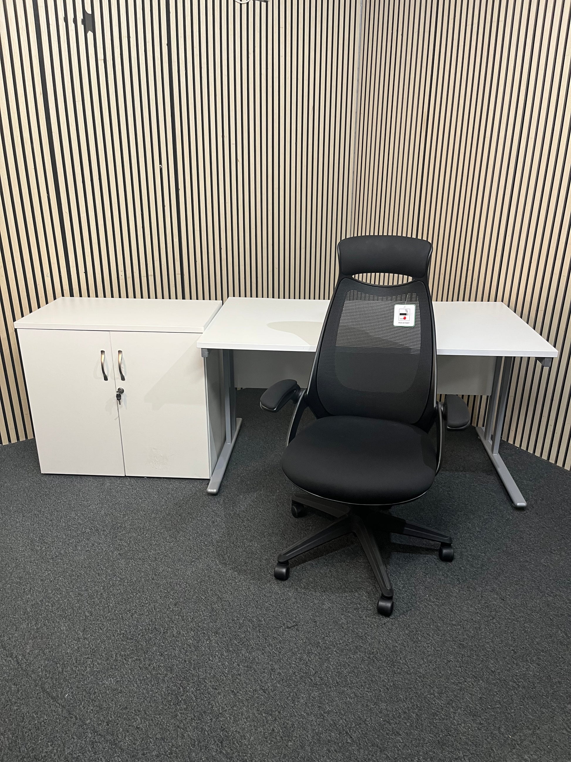 Luxury 4-Person Office Bundle