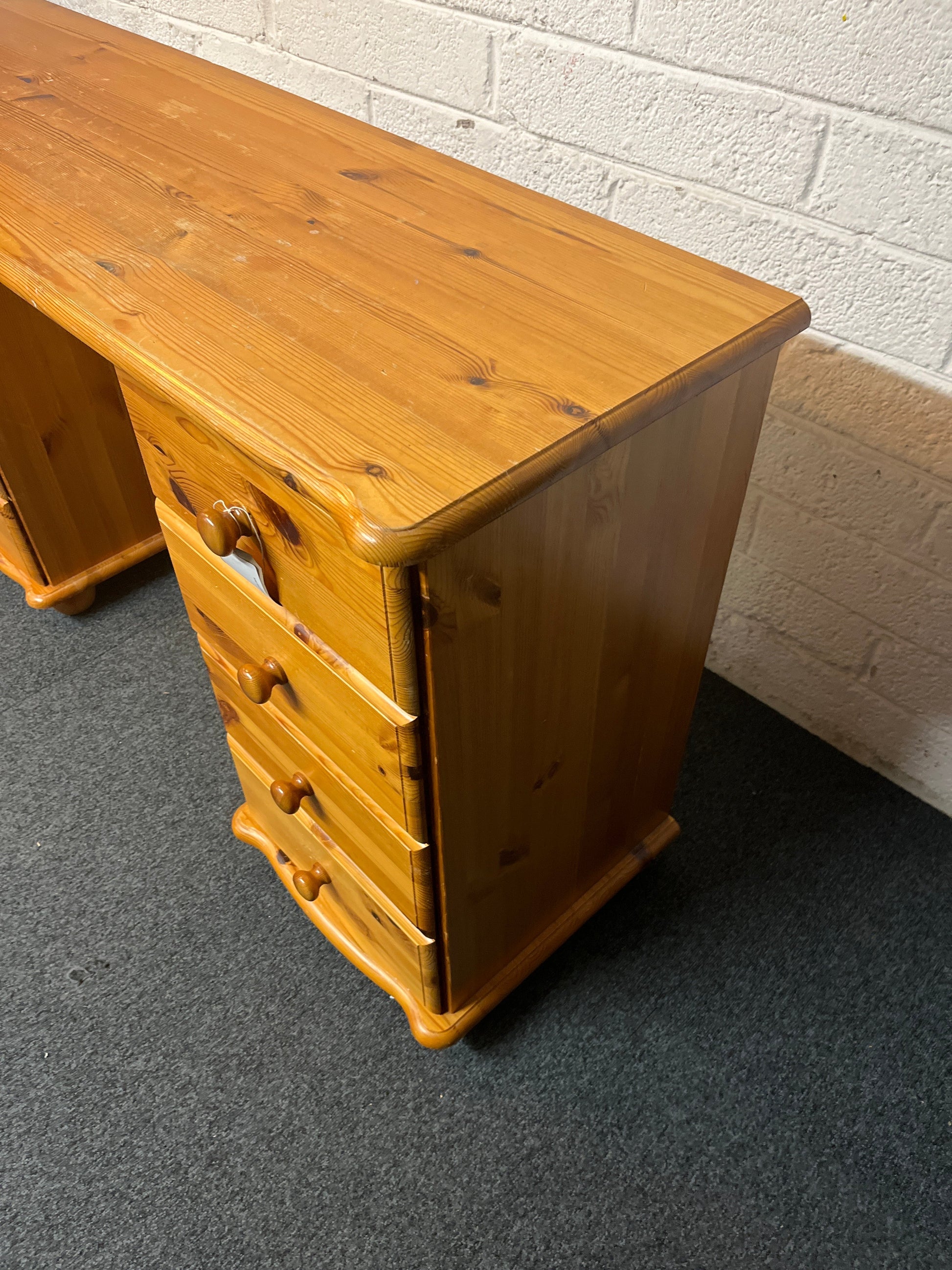 Solid Pine 8 drawer dressing table (H 80 x W 140 x D 42 cm) 2225