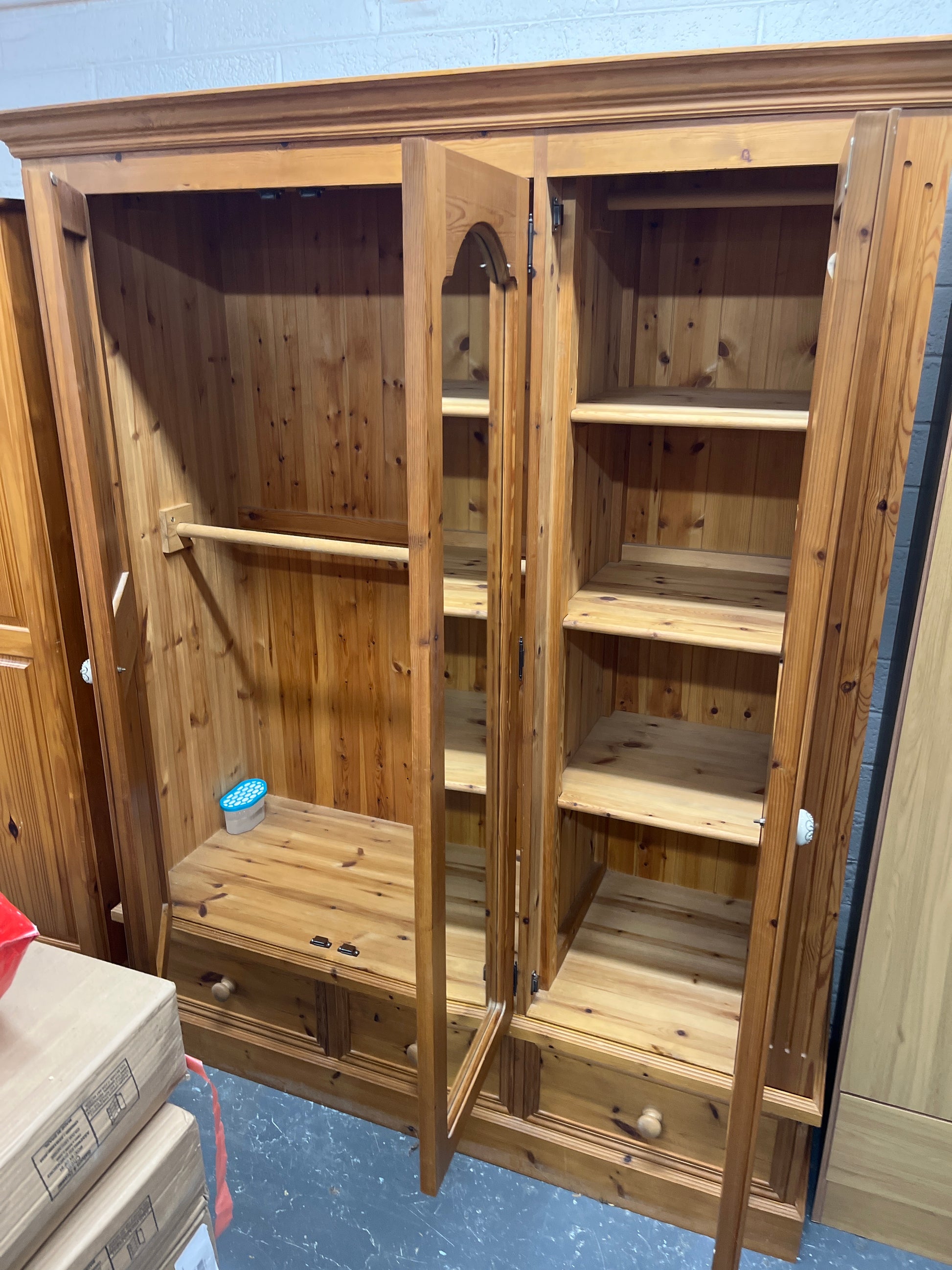 Large pine wardrobe with central mirror and three bottom drawers (H 193 x W 151 x D 57 cm)  44057