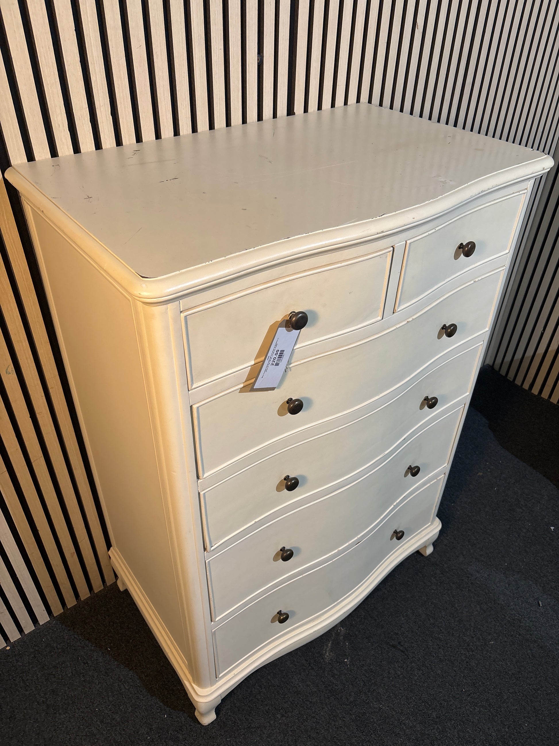 Bow fronted french style tall 4+2 chest of drawers in white (H 130 x W 83 x D 50 cm) 43859