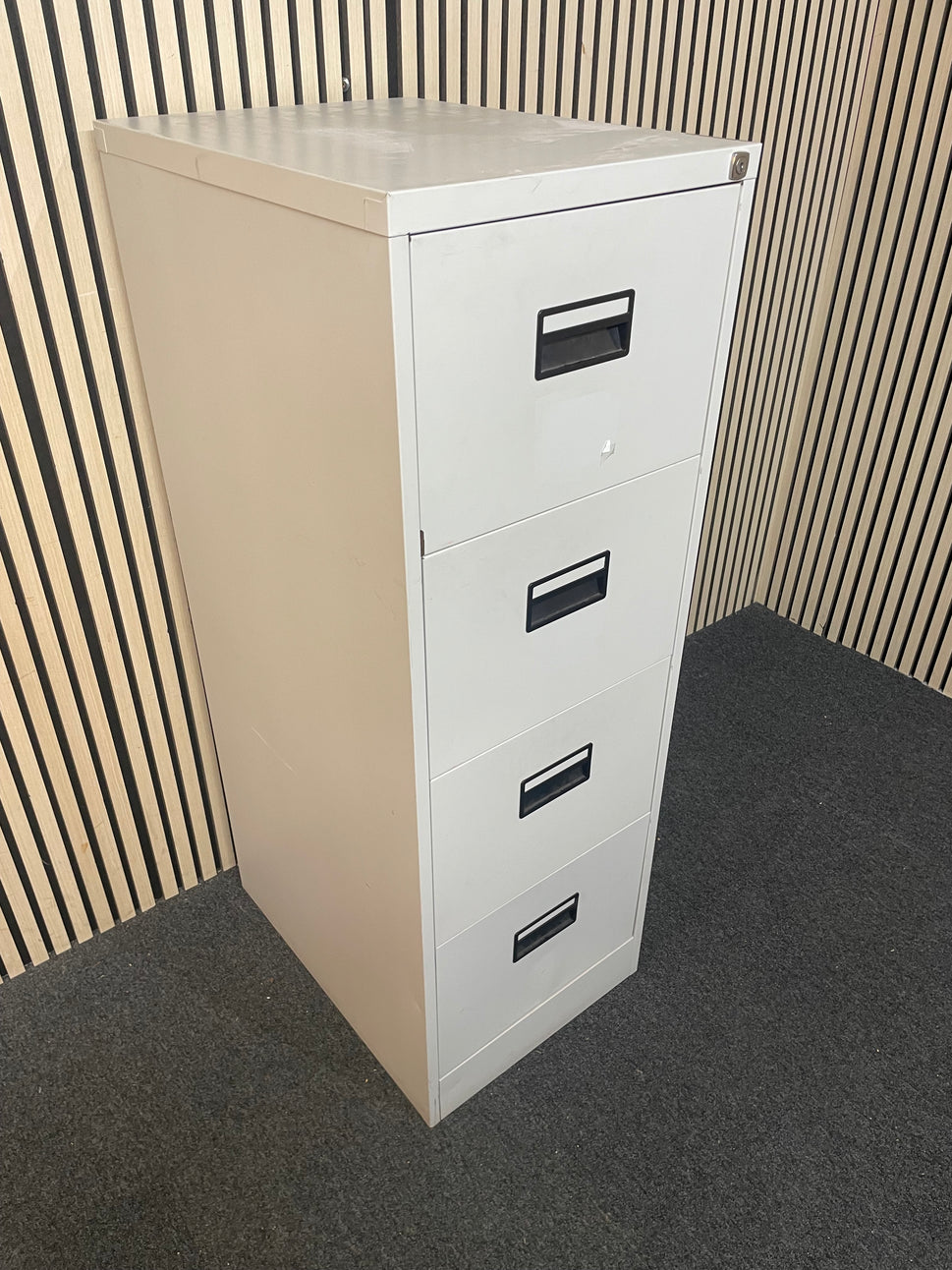 4 Door grey filing cabinet (no key)