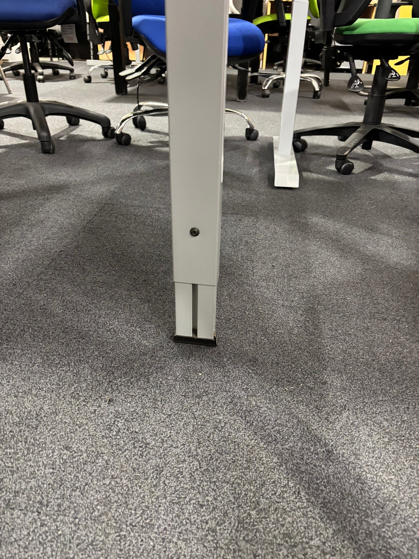 1600x800 white laminate scallop top straight desk with metal manual height adjustable frame