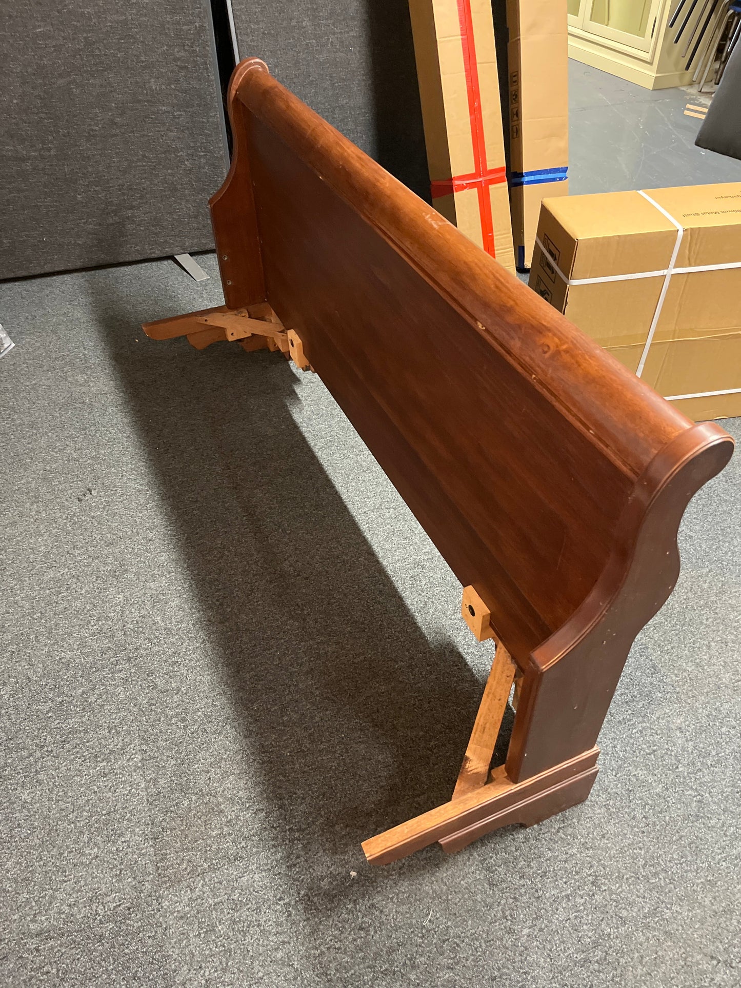 5ft Mahogany Sleigh bed frame  2225
