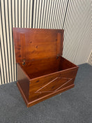 Switch Solid pine, dark wood stained, top open blanket box  1126 3 image