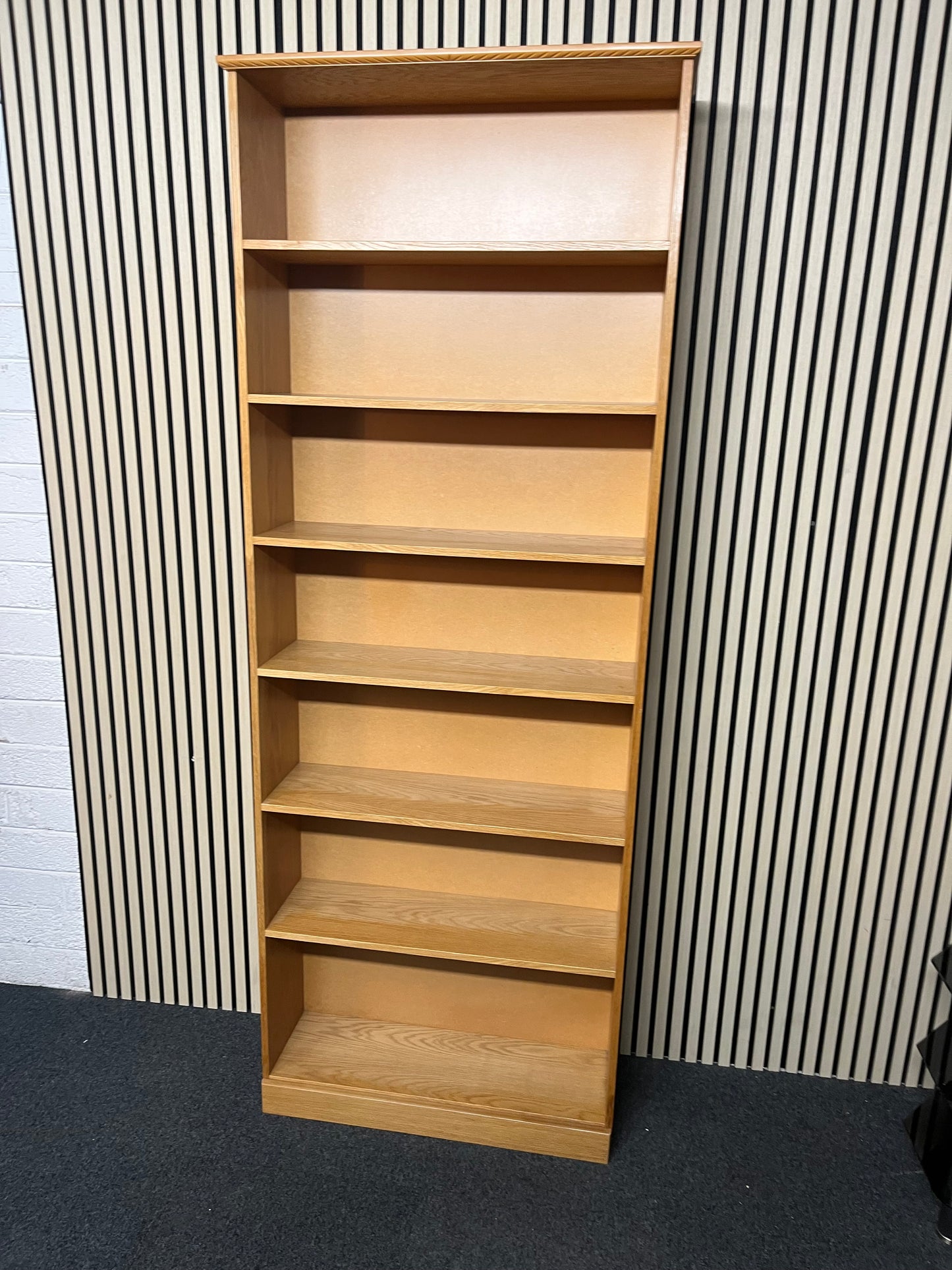 Large oak laminate office bookcase (H 215 x W 85 x D 30 cm)