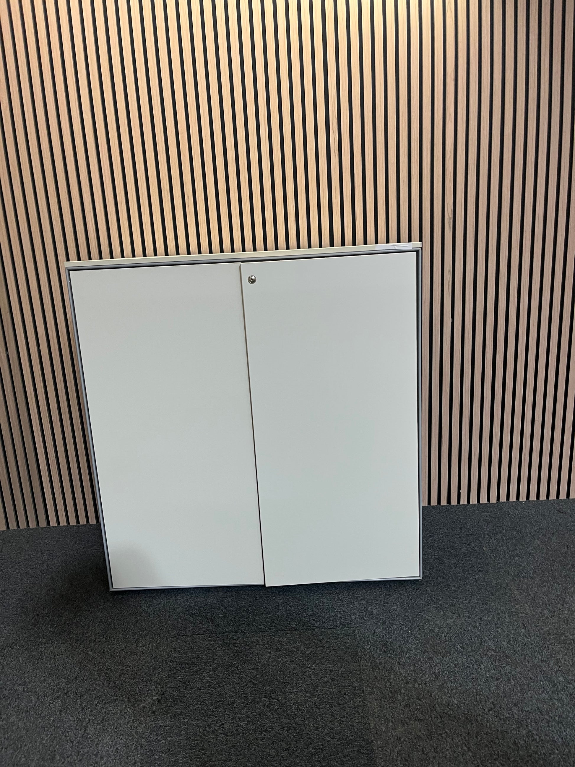 Medium sized White Wooden Cabinet