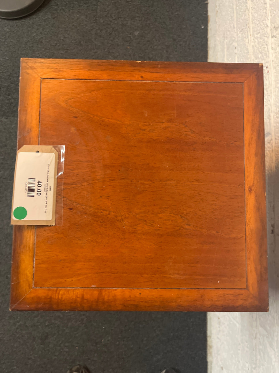 Small dark wood-stained tall square lamp table (H 80 x W 38 x D 38 cm) 2225
