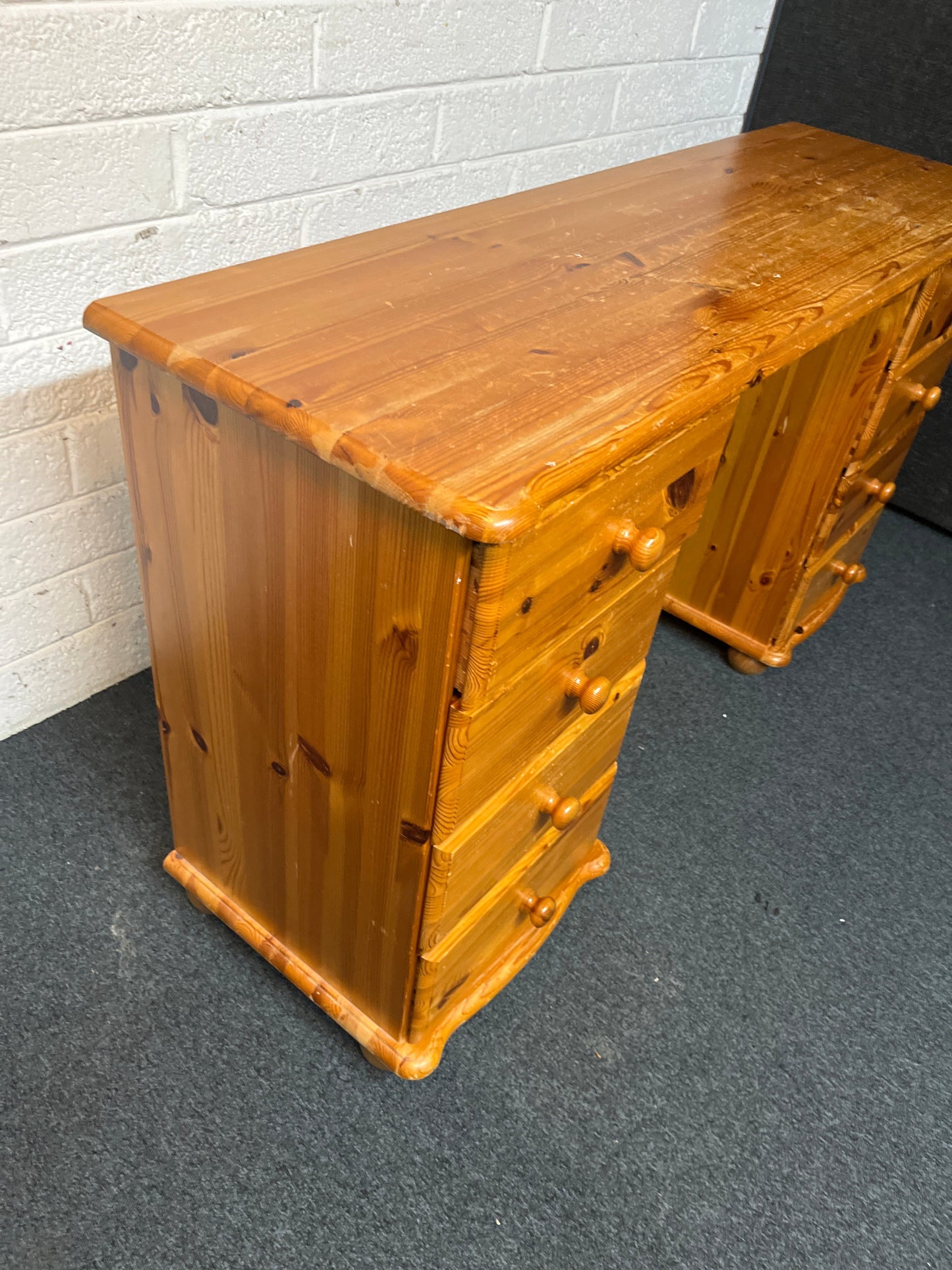 Solid Pine 8 drawer dressing table (H 80 x W 140 x D 42 cm) 2225
