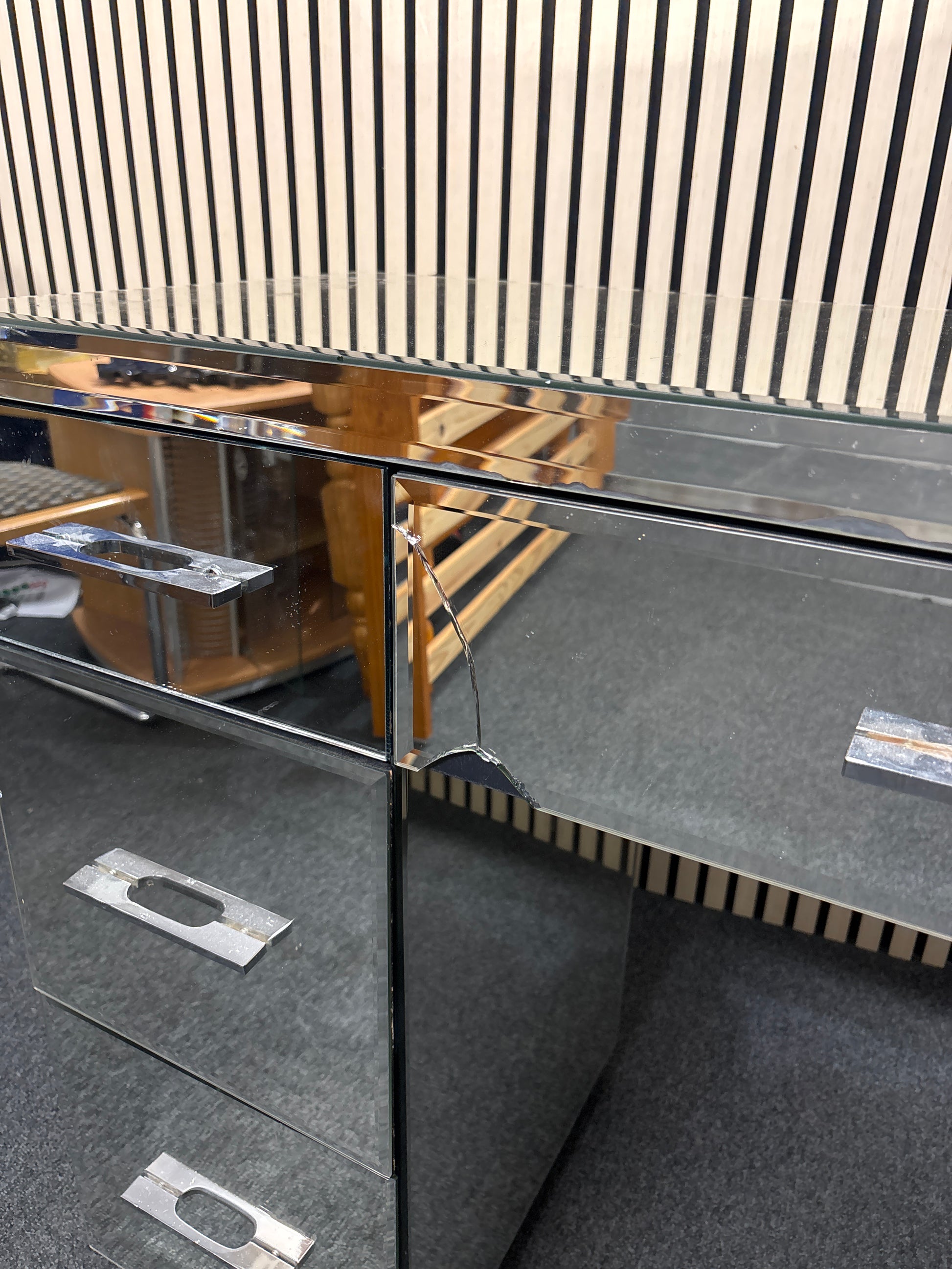Polished glass 7 drawer bedroom dressing table 3325