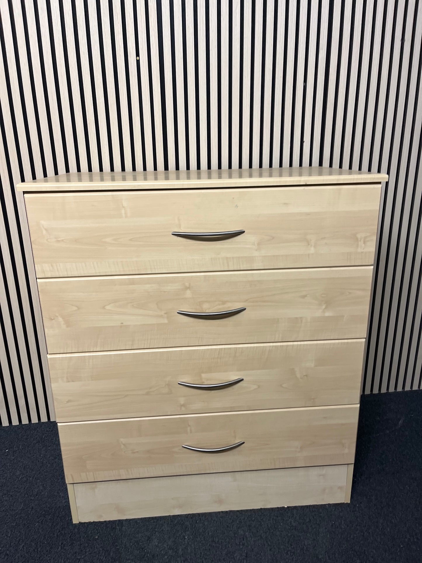 Beech laminate 4 drawer chest of drawers  (H 105 x W 92 x D 54 cm) 2325