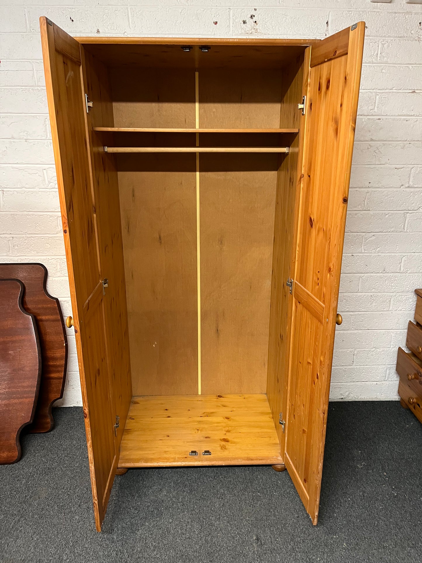 Natural pine tall 2 door wardrobe (H 185 x W 87 x D 57 cm) 1325