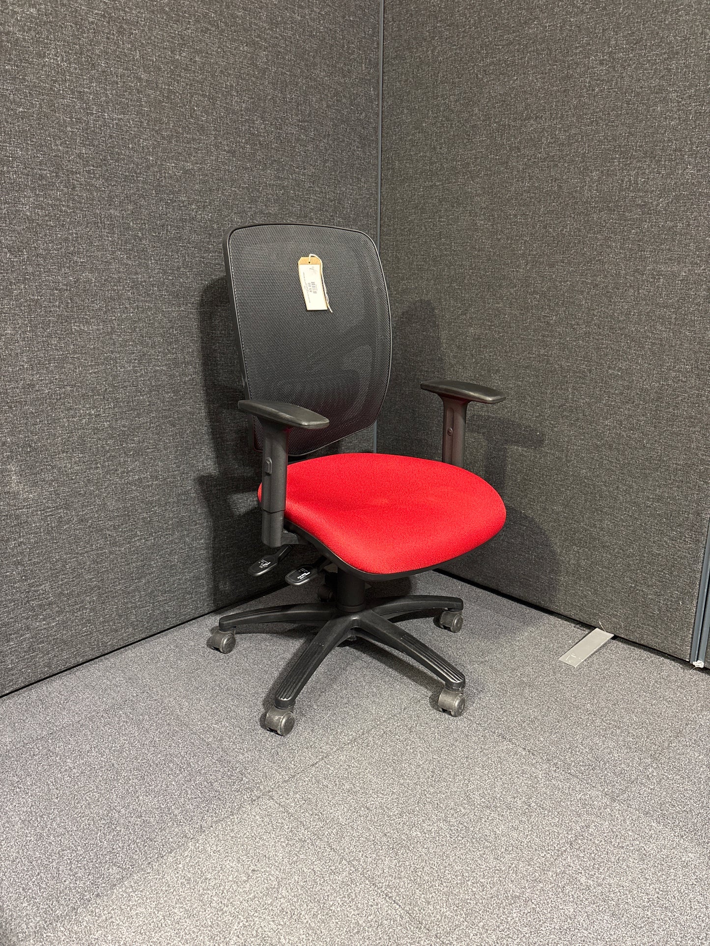 Black mesh back red fabric seat swivel chair with height adjustable arms