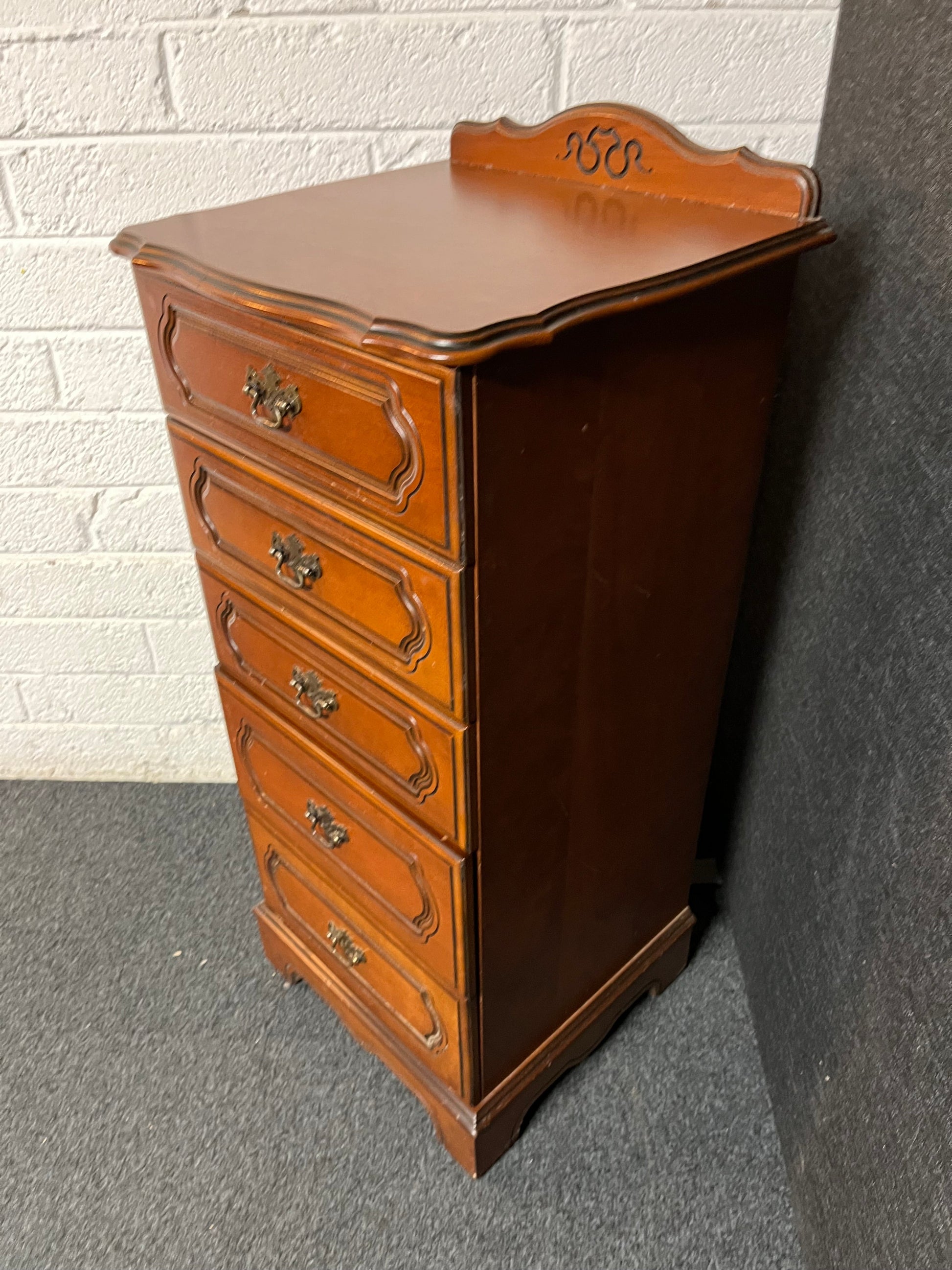 Tall Rossmore mahogany ornate 5 drawer tall boy with glass top protector 49Wx44Dx111H cm 2225