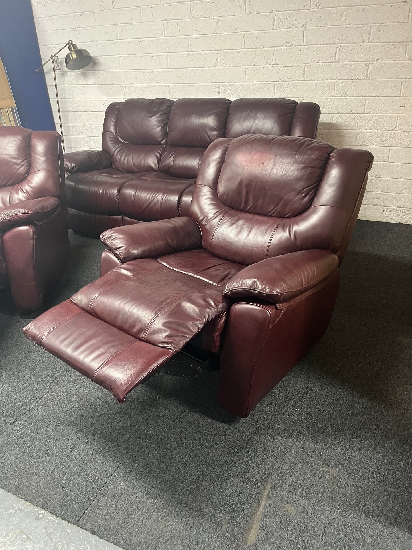 3+1+1 dark brown real leather suite with reclining armchairs 3225