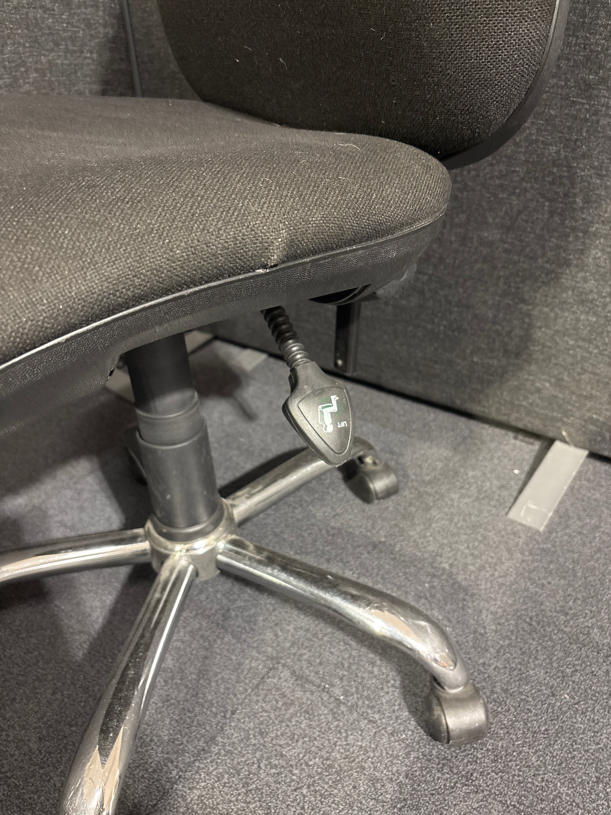 Second Hand Black fabric 2 lever swivel chair- no arms