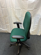 Switch High back multifunction swivel chair, 3 lever mechanism, adjustable arms, pump up lumbar support, in forrest green fabric   J3926 3 image