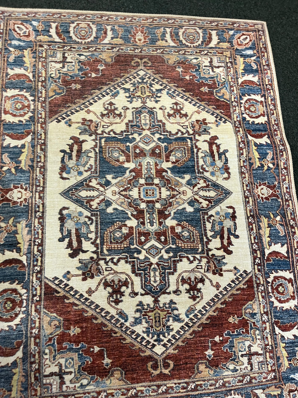 Small wool mix fabric rug (120 x 170 cm)  1126