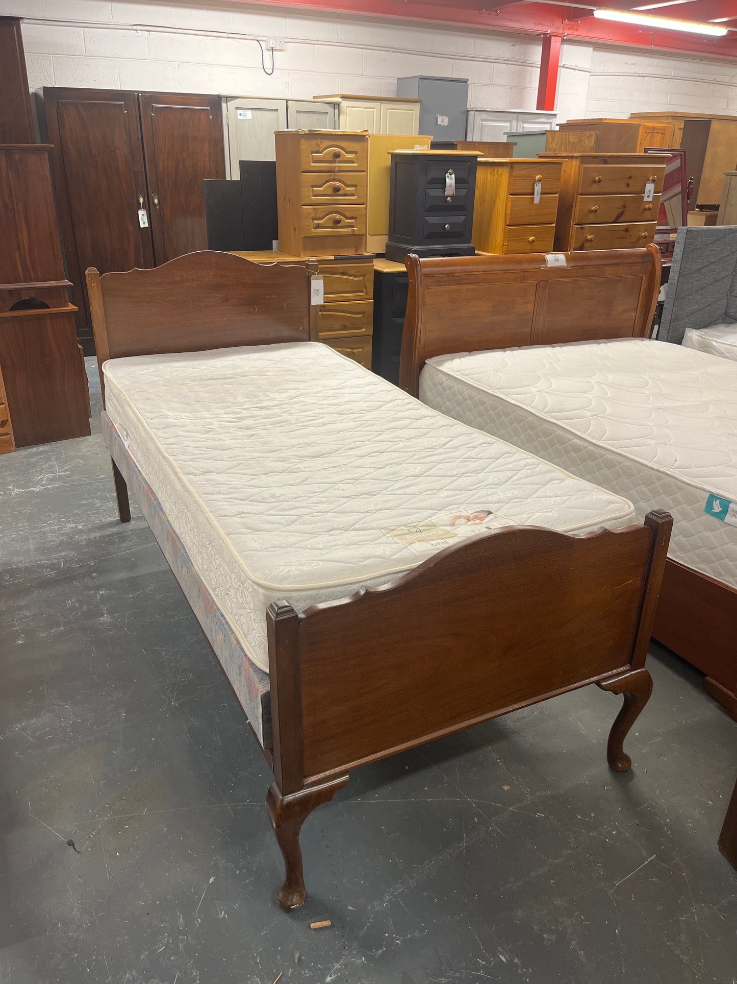 3ft high back solid bed frame 3126