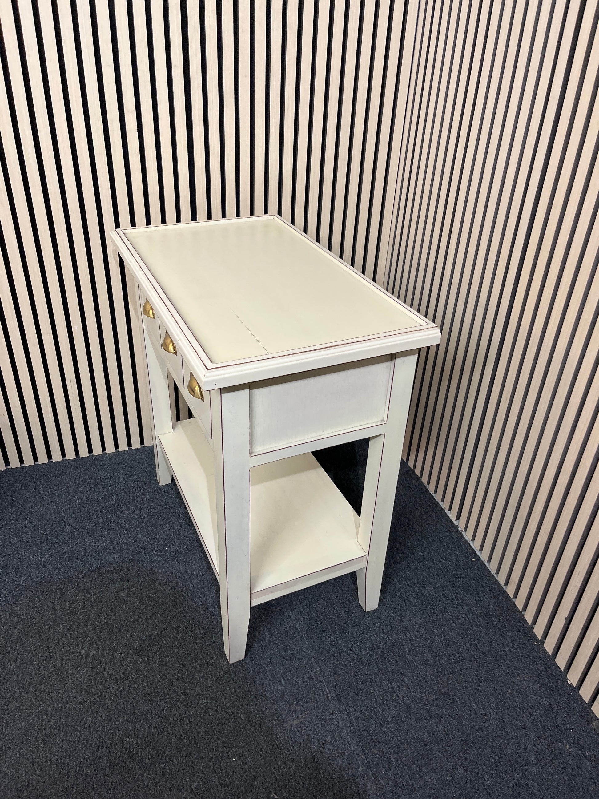Palet green painted occasional console table with 3 drawers and removal tray top 82Hx75Wx43D 3325