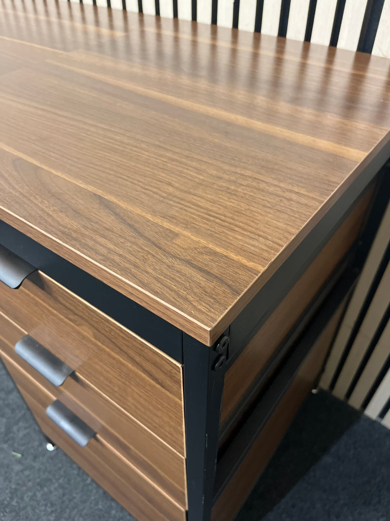 Wooden top desk with black metal frame and three drawers (H 77 x W 154 x D 47 cm)  44559