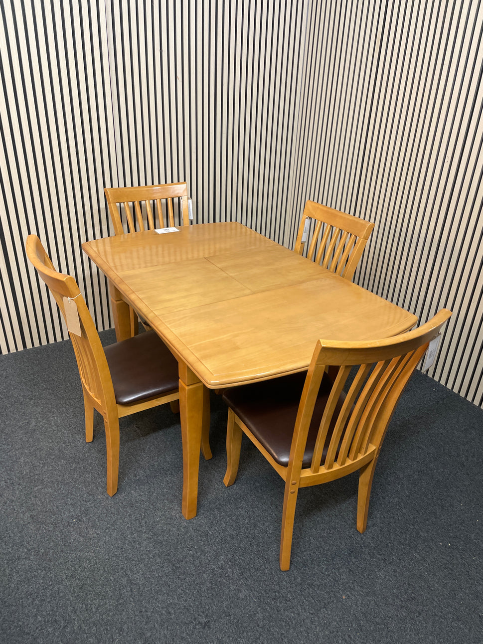 Solid wood extendable square kitchen table with 4 no. high slatted back, leather seat dining chair (H 73 x W 90, 120 x D 80 cm) 2425