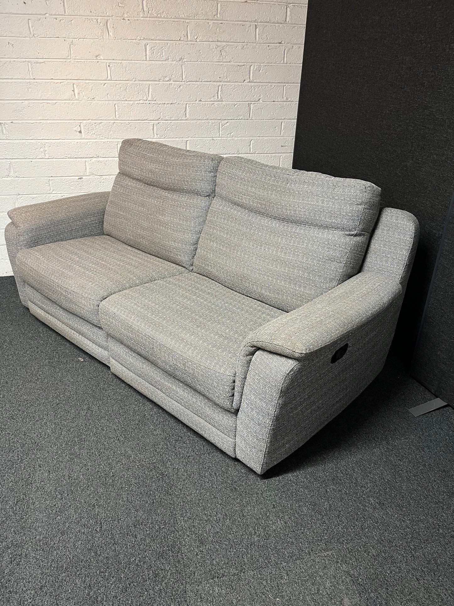 Large 3 seater grey mix fabric RECLINER sofa 2225
