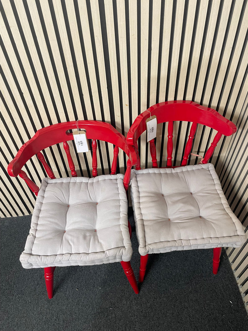 Set of 2 no. solid wood red painted kitchen chair  44635
