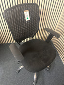 Switch Black mesh back fabric seat second hand swivel chair with fixed arms 2 image