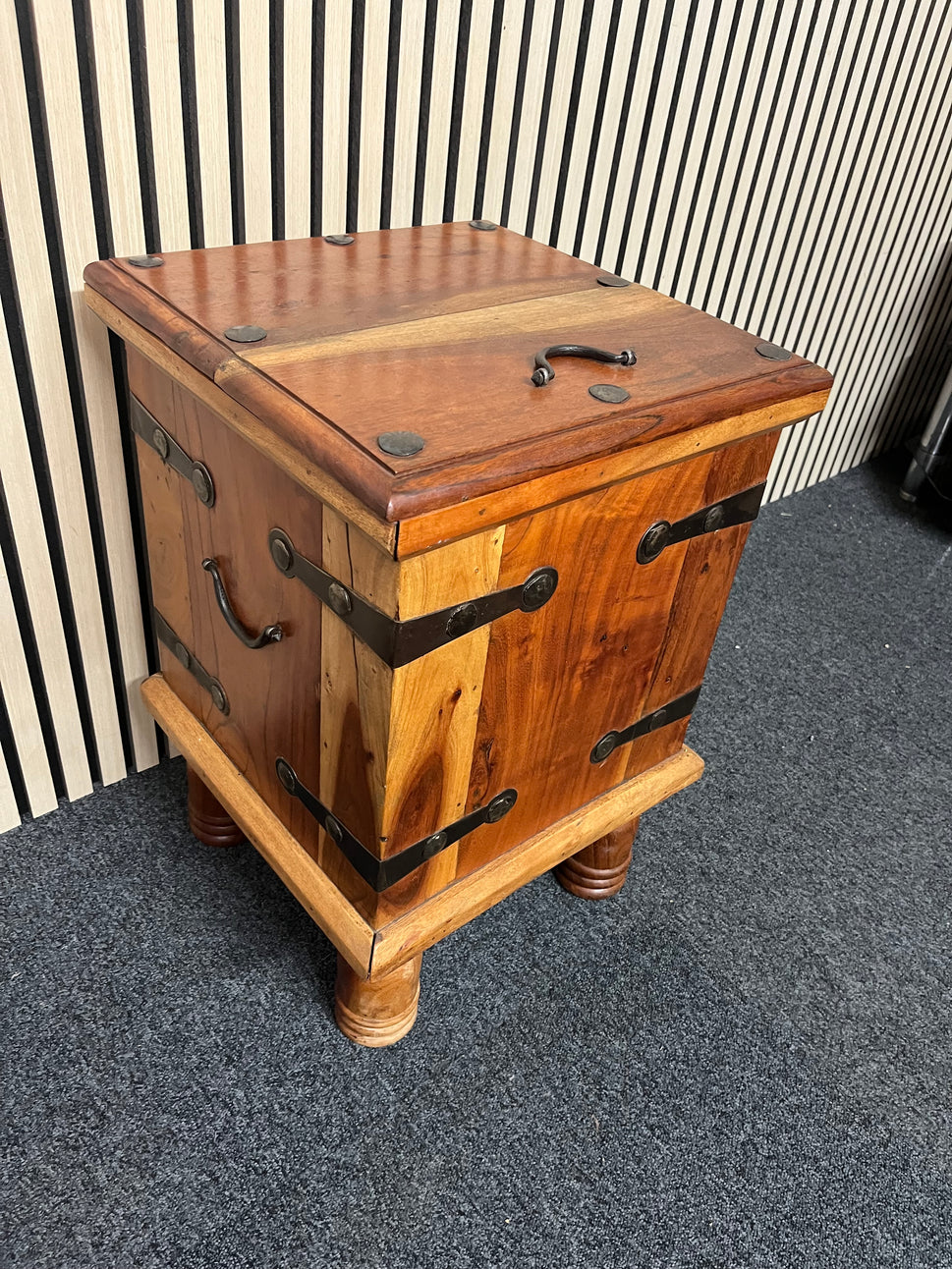 Solid teak 1 drawer unit 2325