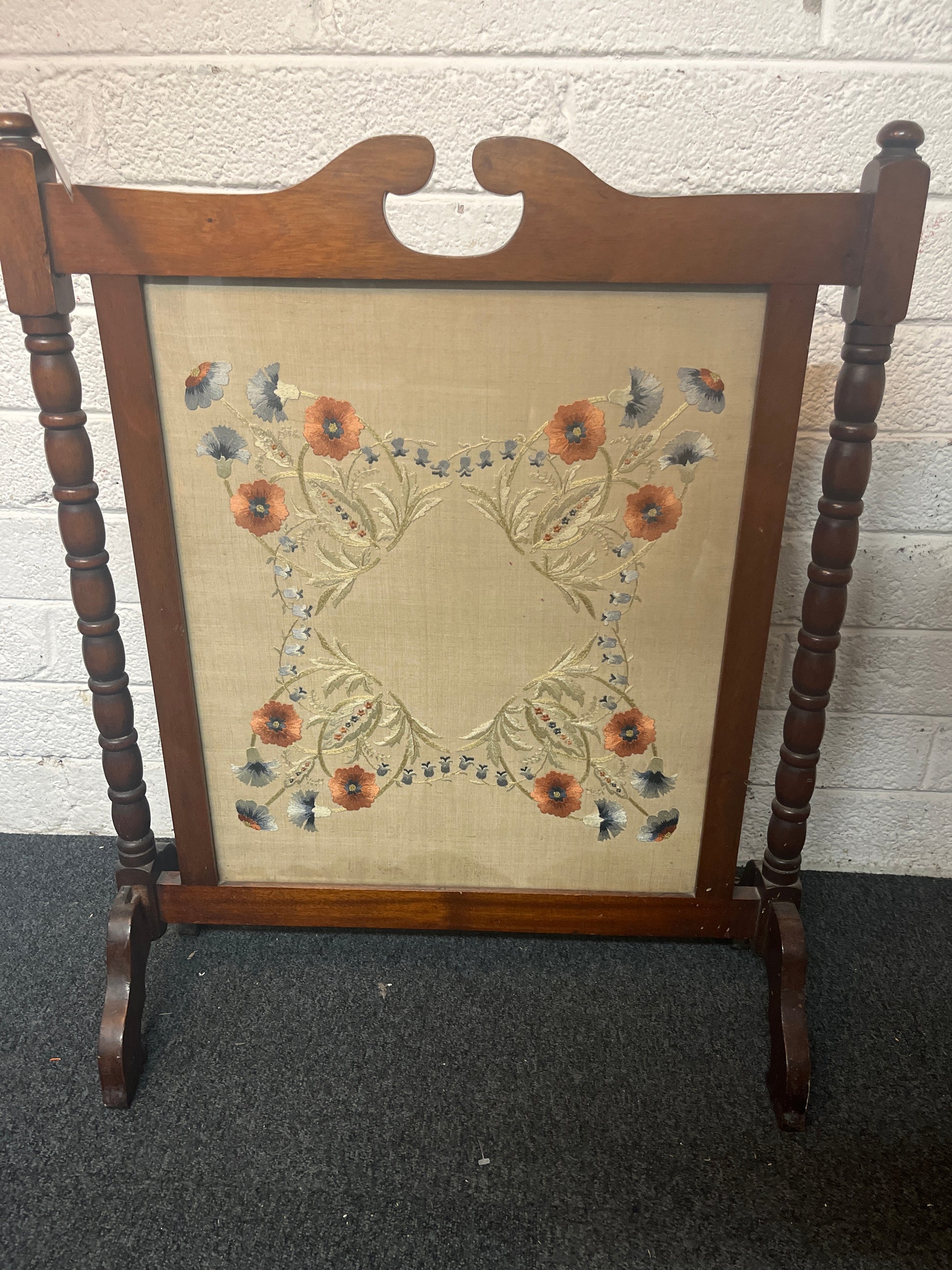 Ornate fireguard  1325
