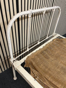 Switch Antique white metal day bed on castors 1126 2 image