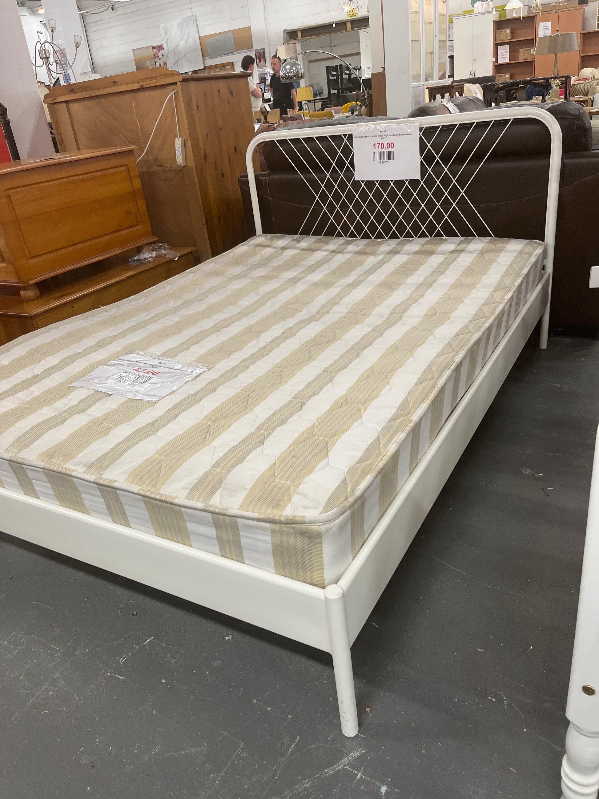 4ft 6 Ikea Nesttun white metal high headboard framed bed 3225
