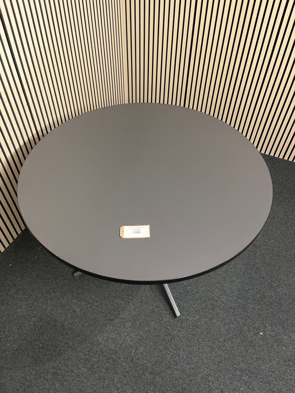 Black laminate circular kitchen table, central base (120 cm) 1425